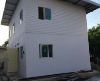 บ้านสร้างใหม่ให้เช่าคูหาละ 3,000 บาท 2 ชั้น 1 ห้องน้ำ ที่จอดรถสะดวก บ