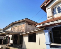 Old house for rent with land area of ​​200 Sqw