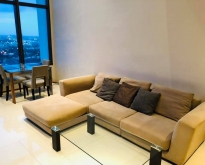 Duplex room 1bed for rent at The Emporio Place.