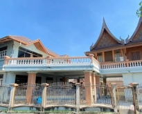 ขายบ้านเรือนไทยไม้สัก 1หลัง บ้านทรงปัจจุบัน 1หลัง