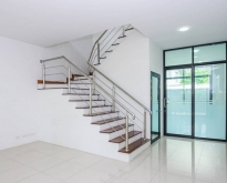 Luxury home office/townhome in Thonglor 19